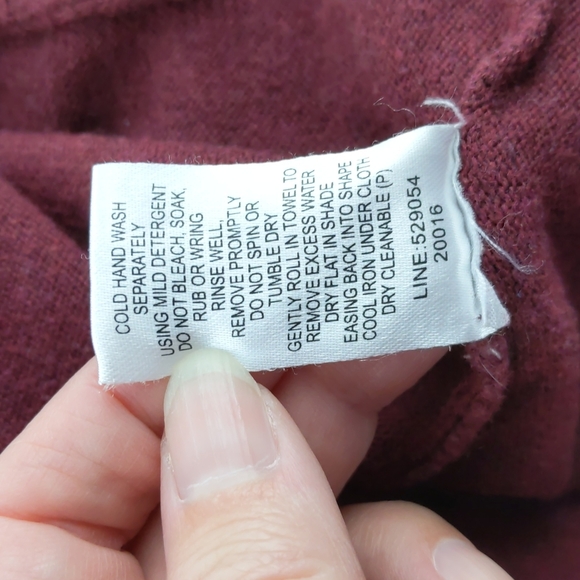 Dotti Women's Top Size Small Maroon 3/4 Sleeve Hi-Low Hem Round Neckline Jumper - Picture 14 of 14